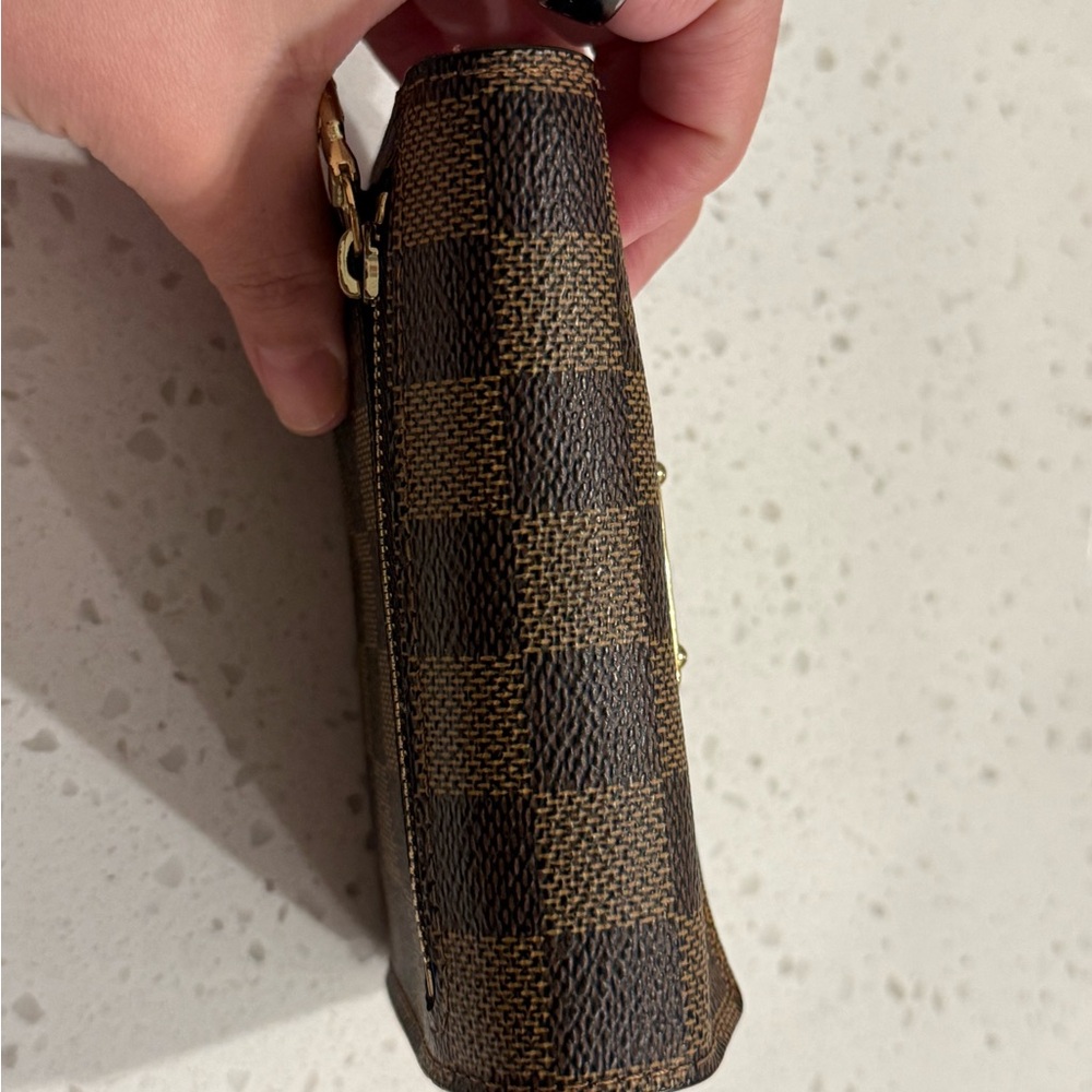 Louis Vuitton Koala Wallet Damier Ebene - Picture 4 of 7